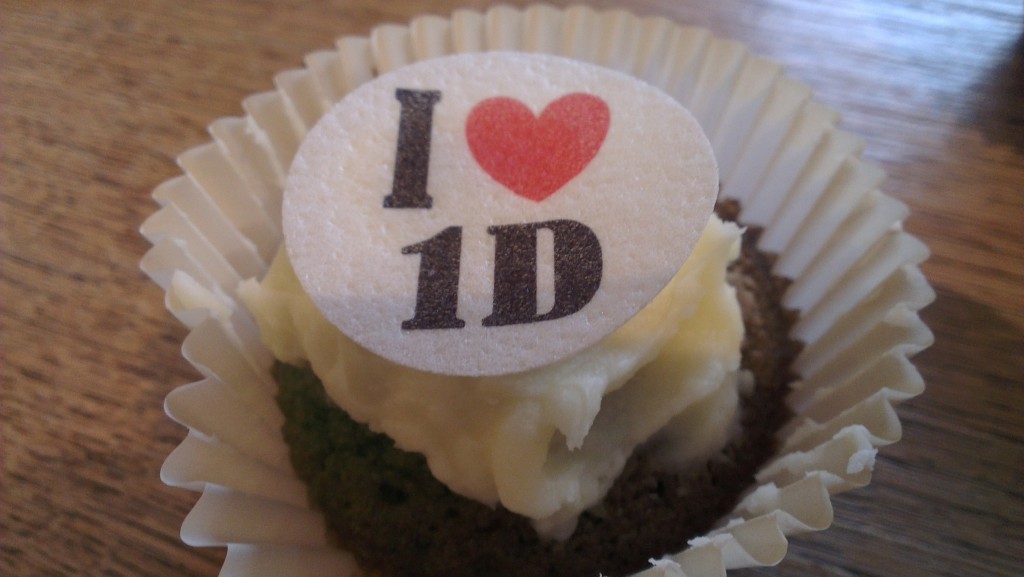 "One Direction cupcakes"