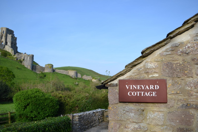 National Trust Vineyard Farm Cottage Corfe Castle review
