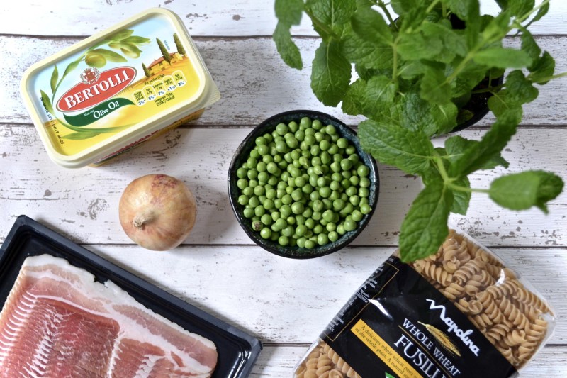 easy pasta recipe with peas and pancetta and bertolli