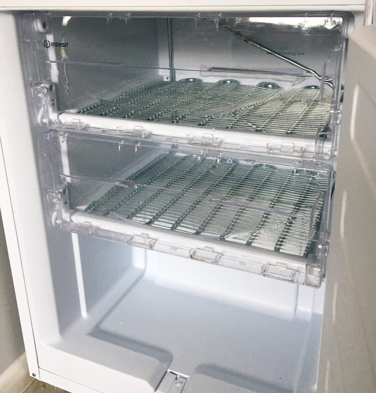 how to defrost a freezer safely