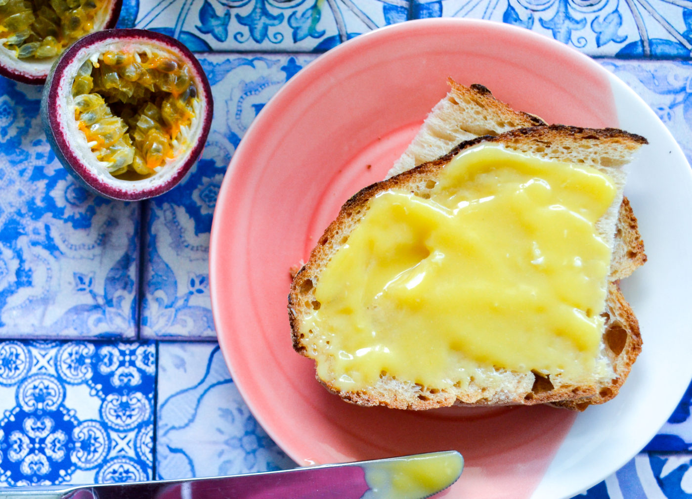 How to make passionfruit curd